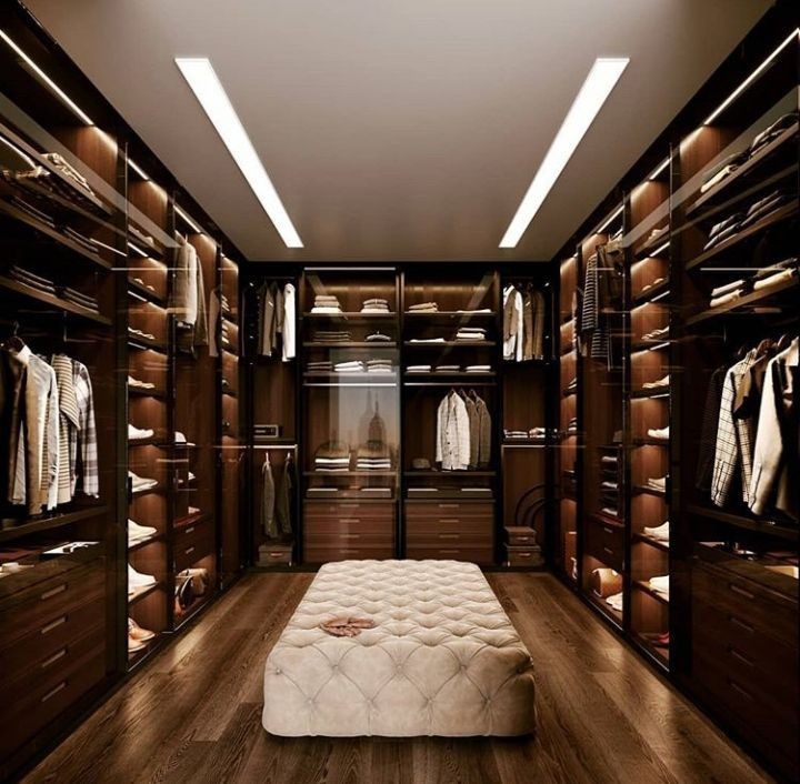 Luxury closet