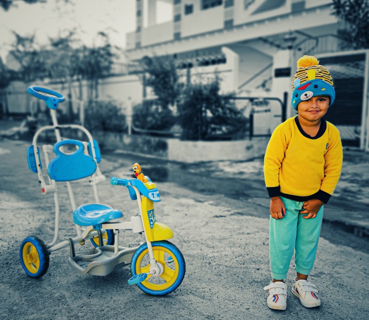 baby and cycle