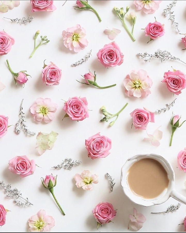 roses with coffee