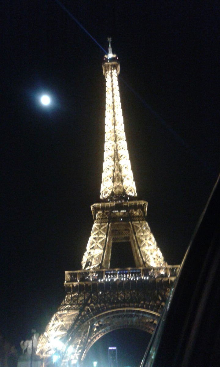 La tour Eiffel by night
