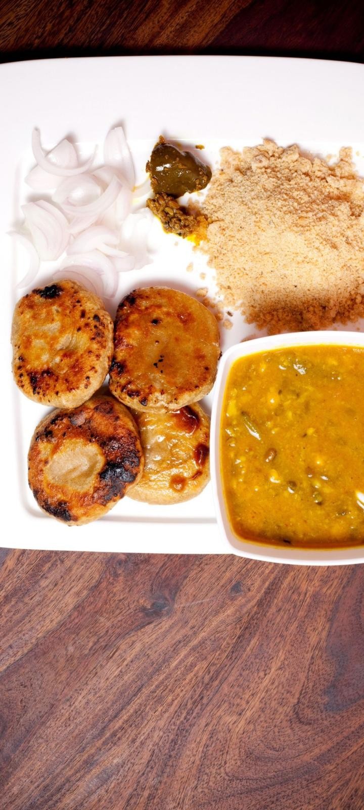 દાલ બાટી