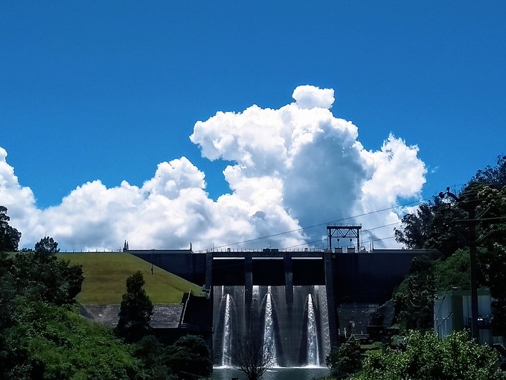 dam