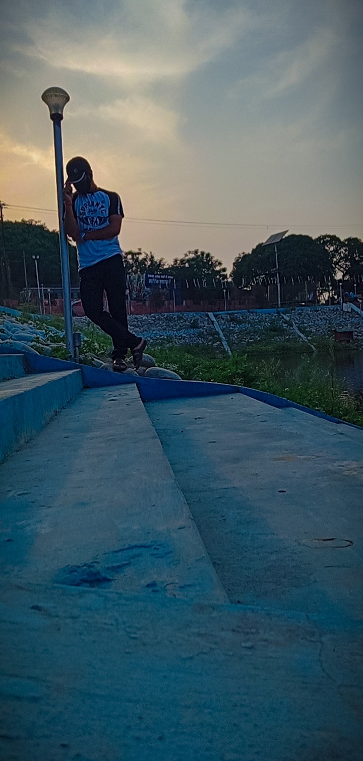.