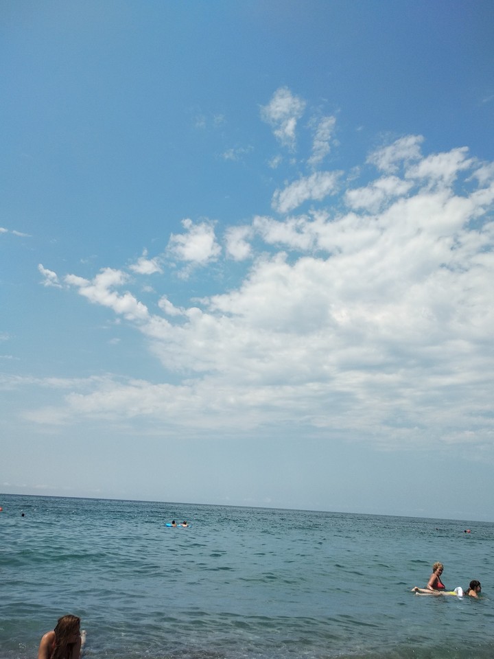 Море