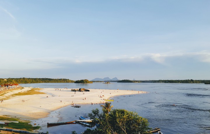 São Gabriel da Cachoeira Beach