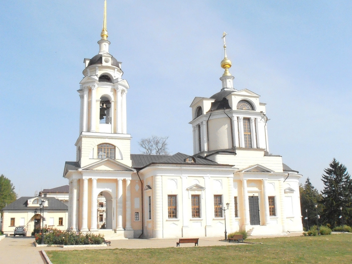 храм