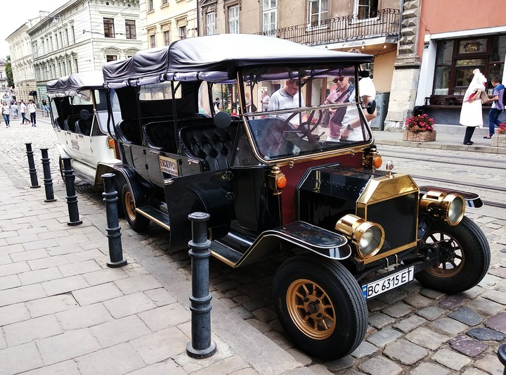 an old car