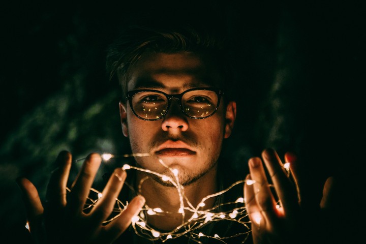 ⚡