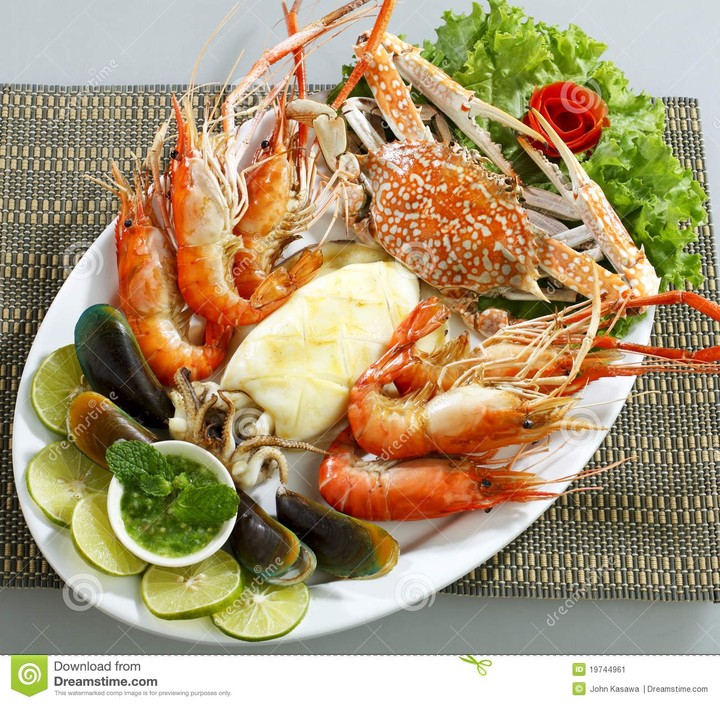 ị