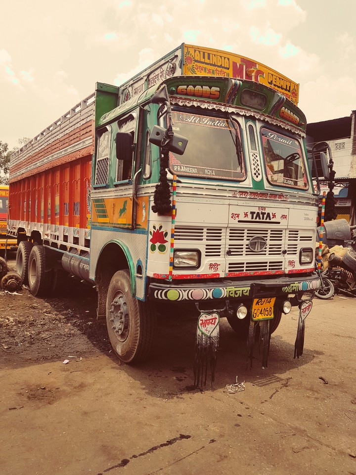 ruleing truck in india