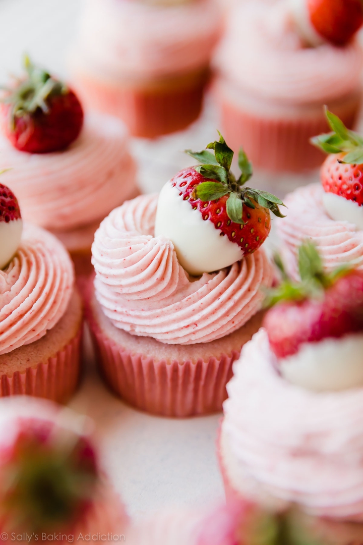 Sweet Strawberry Cupcakes