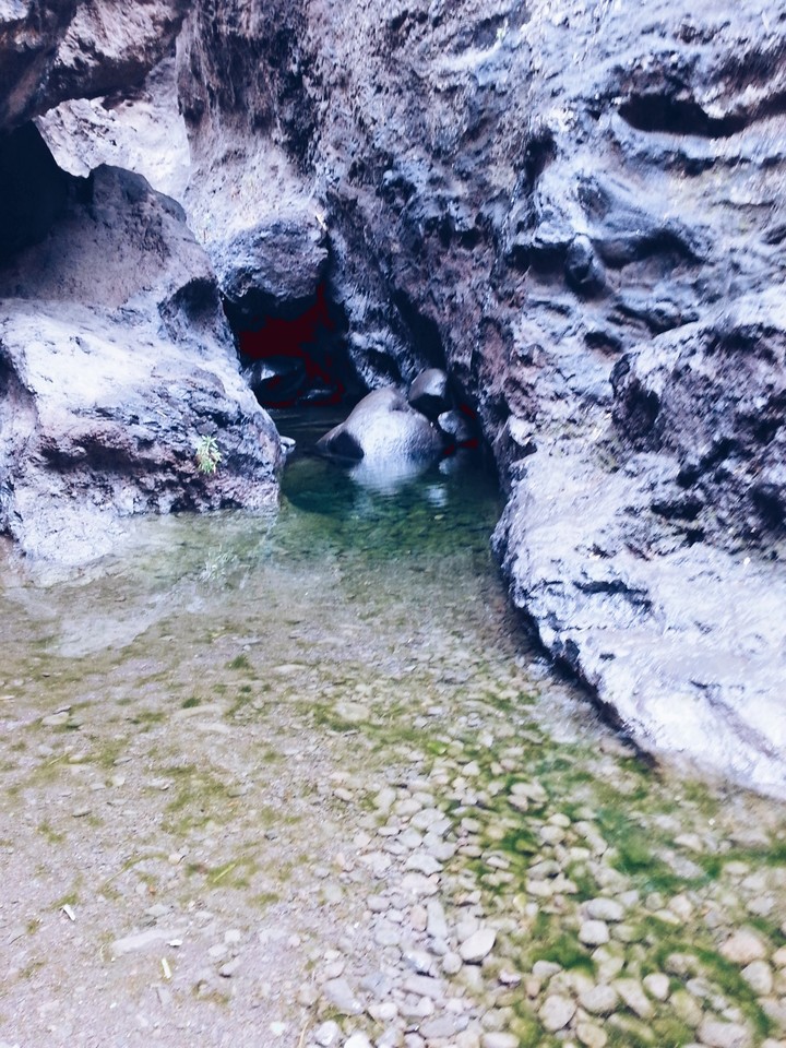 Wasserhöhle