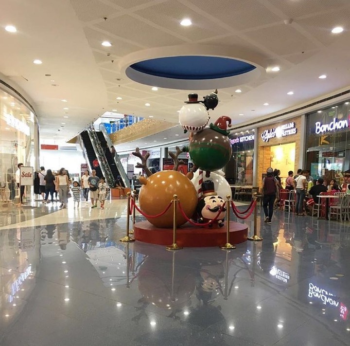 Mall.