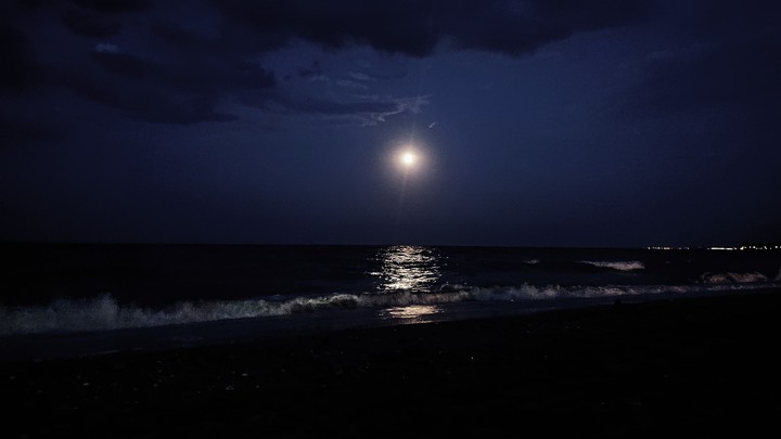 night sea
