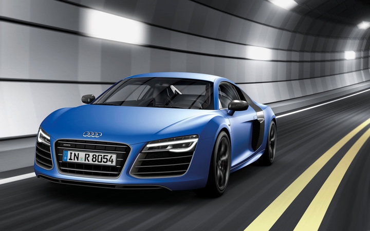 Audi R8 V10