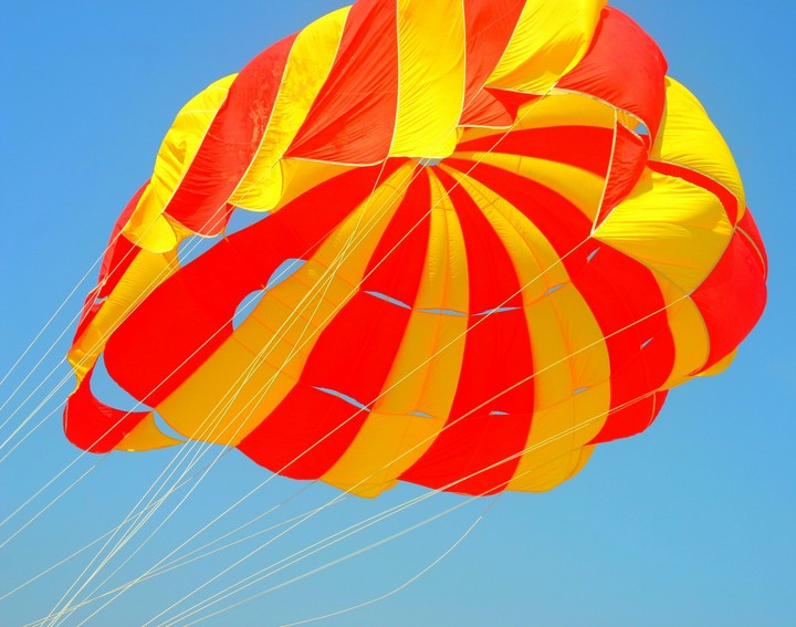 parachute  on the sea