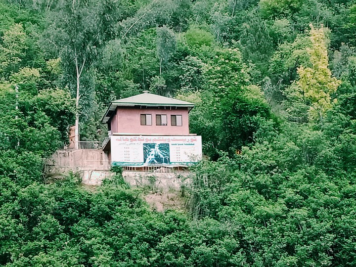 Hut