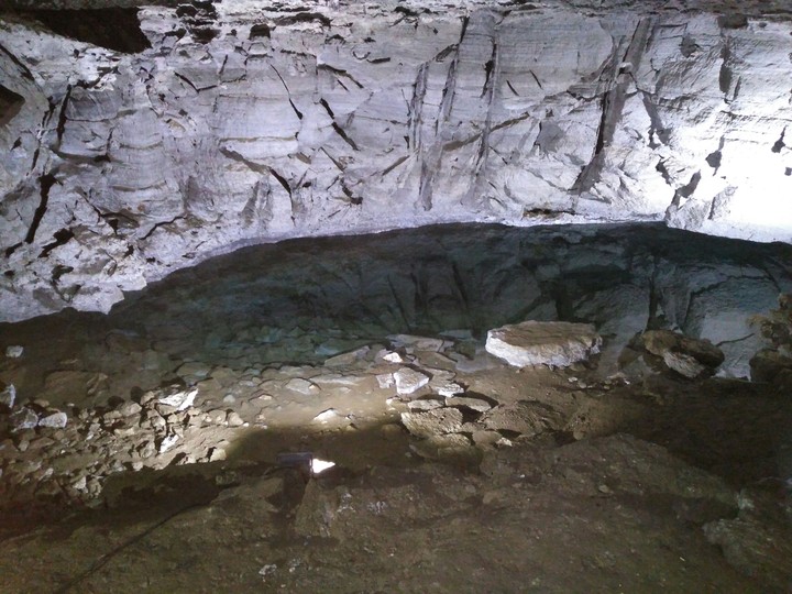 Кунгурская пещера, озеро
