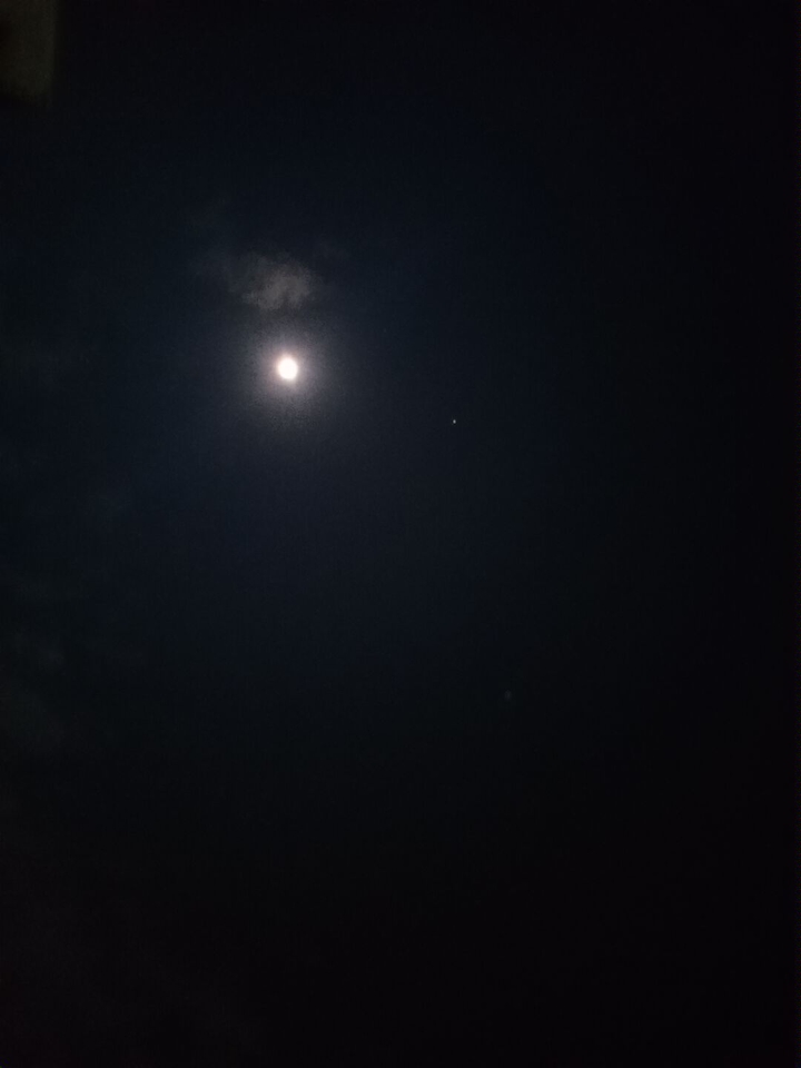 Fullmoon.