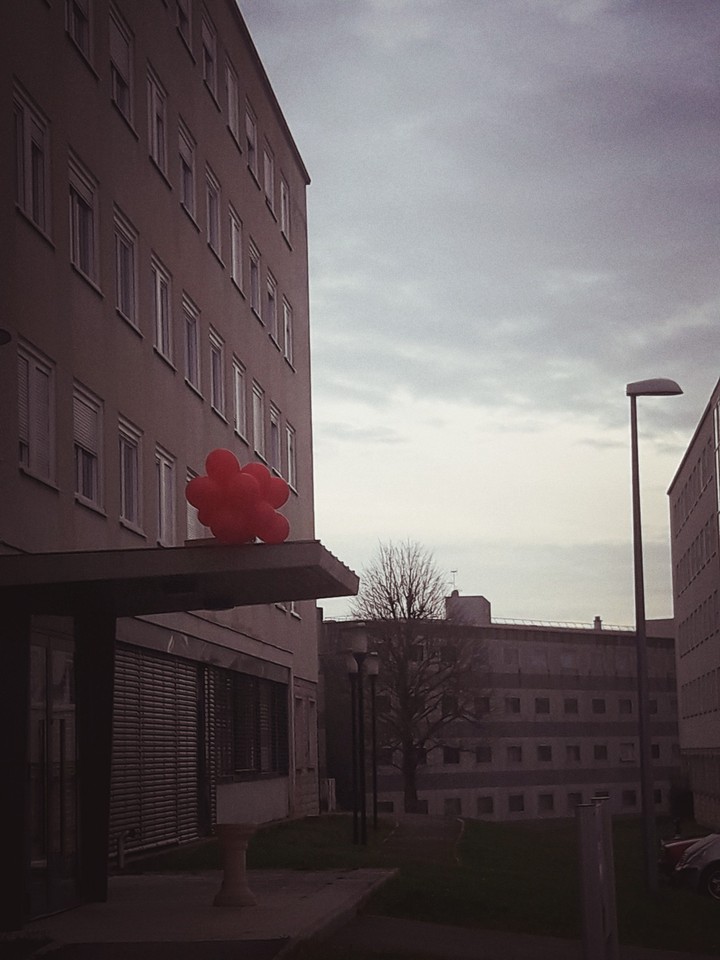 Red Balloon