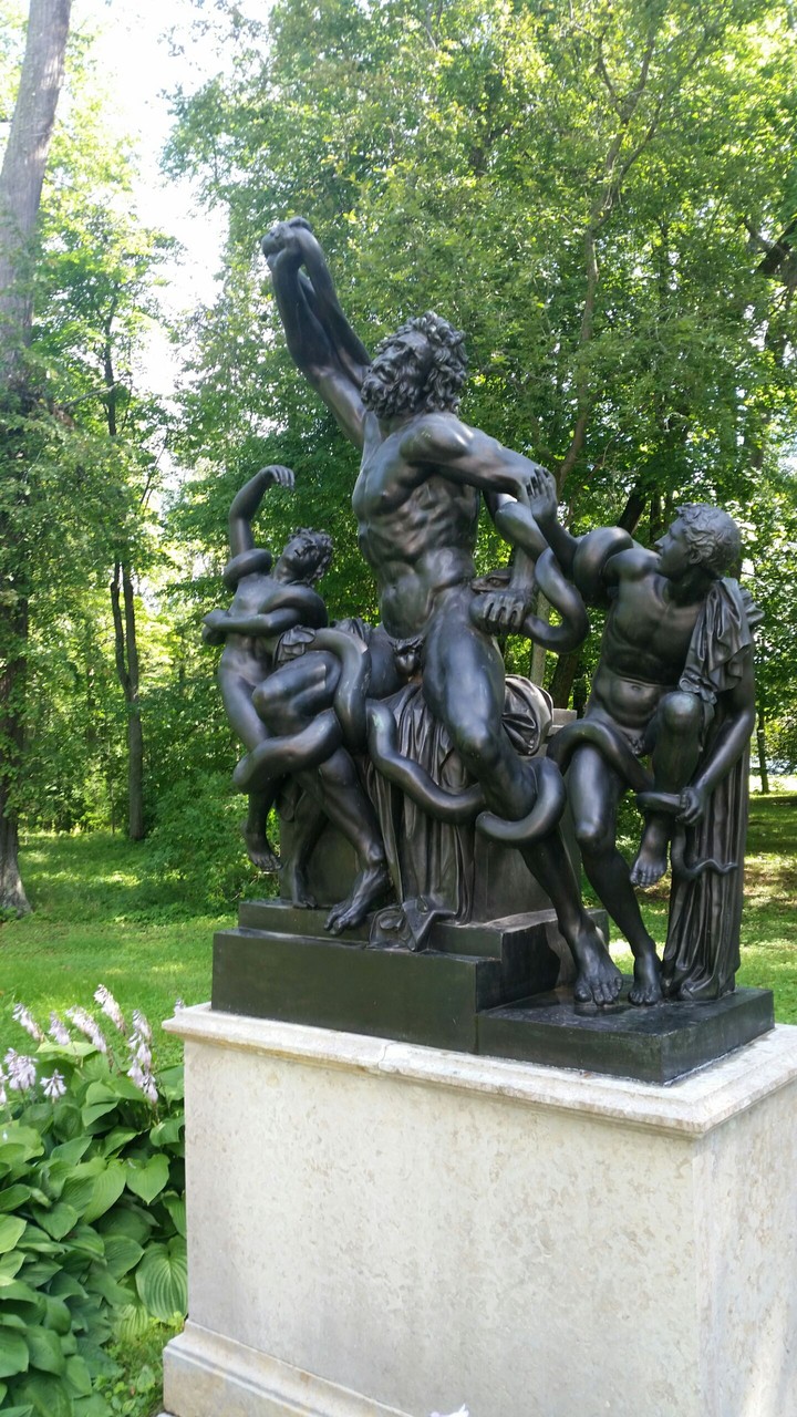 статуя