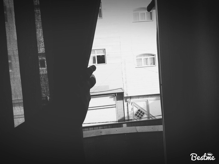 the hiding girl