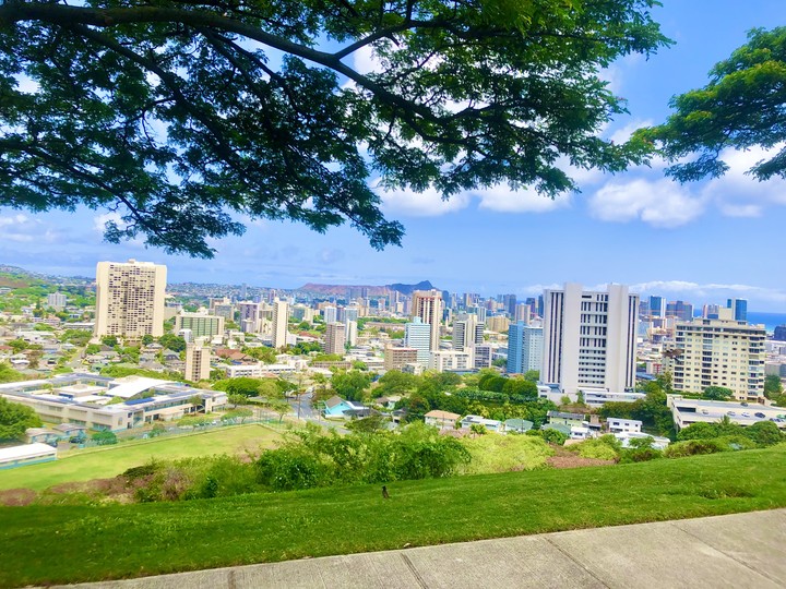 Tantalus Lookout