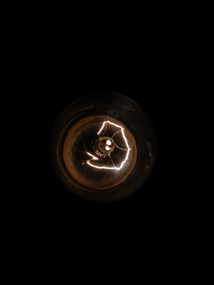 close uplighting