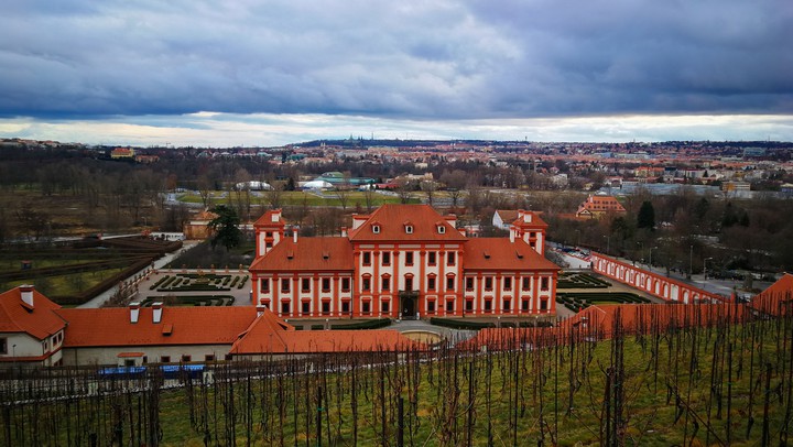 Troja Castle