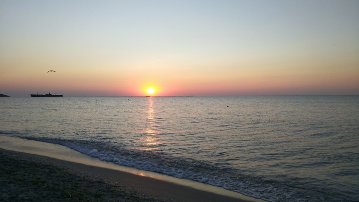 sunrise by the sea