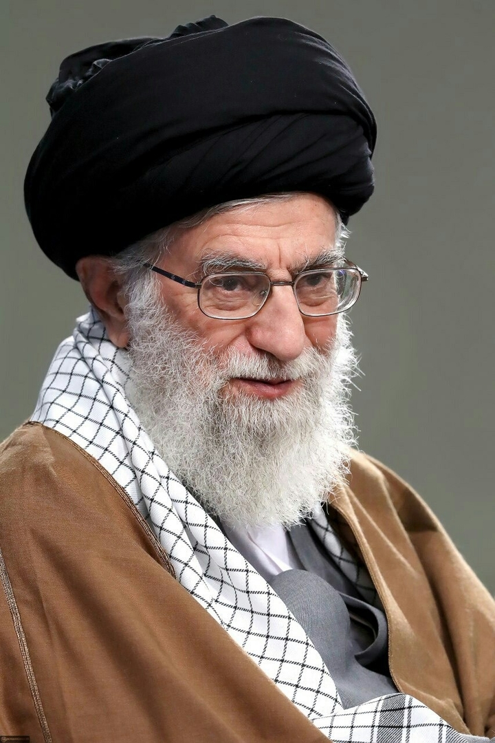 امام خامنه ای