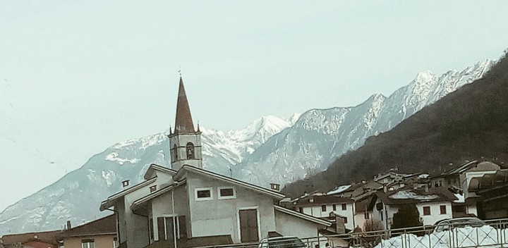 tra montagne