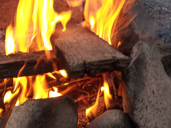 огнём  можно наслаждаться хоть целую вечность