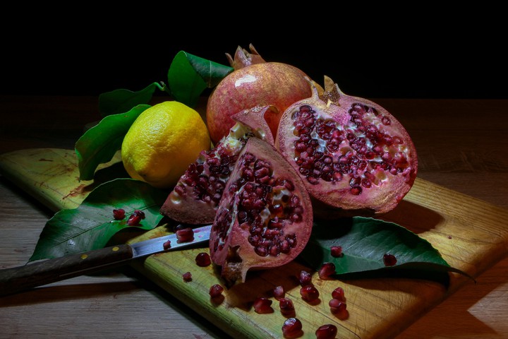 lemon. garnet