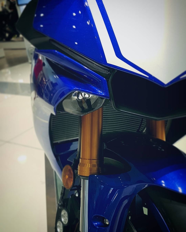 Yamaha R1 2017