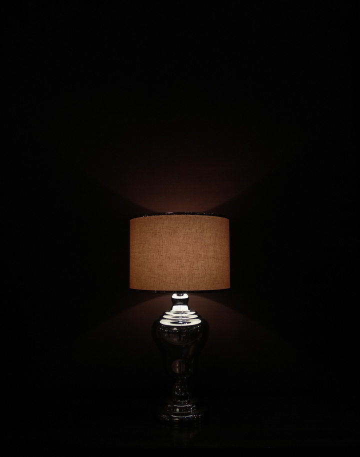 Dim Lamp