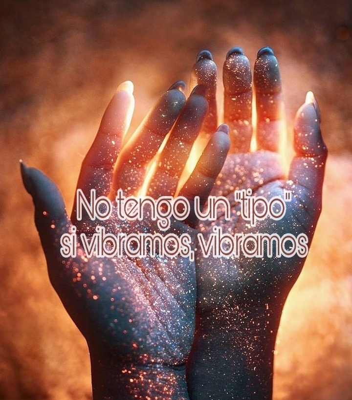 #Vibración #Hands #Manos #Brillo #Brightness