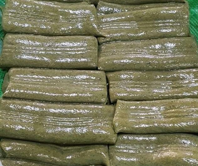rice cake flavored with mugwort