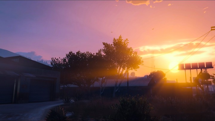 Sun over the Grand Senora Desert