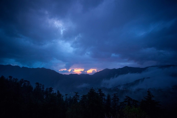 Mountains never call me, because i live in mountains 