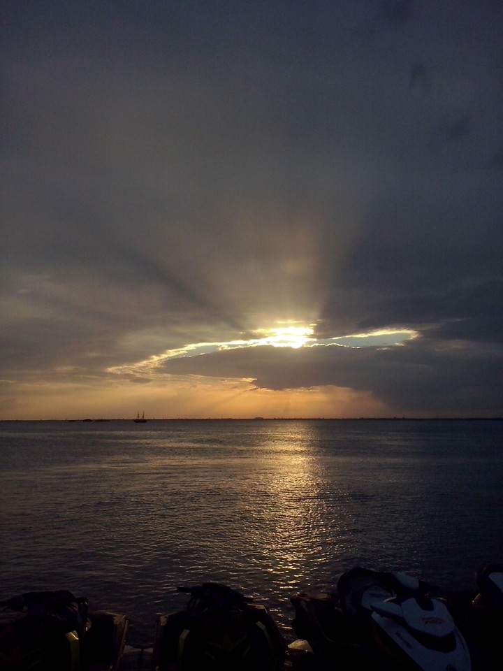 Atardecer de Cancún.