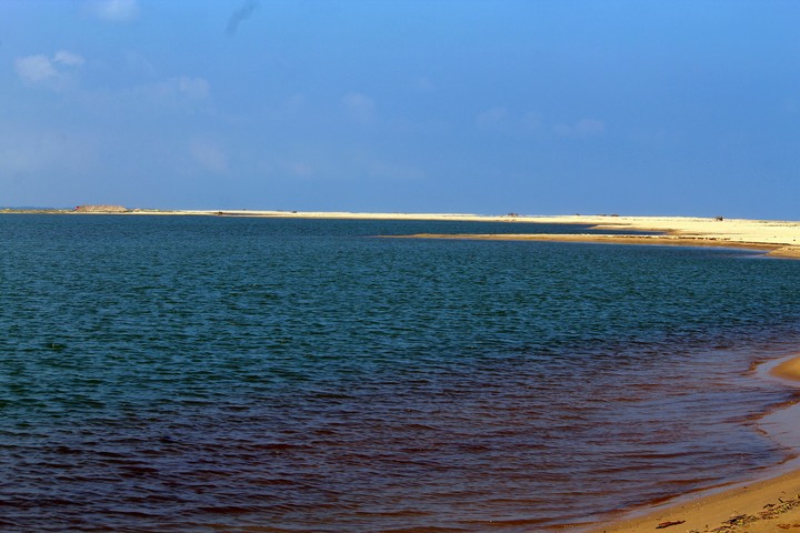 pleasant sea