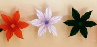 Tri color paper flower