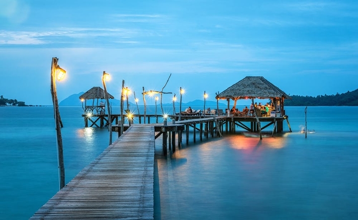 Beach Resort !!