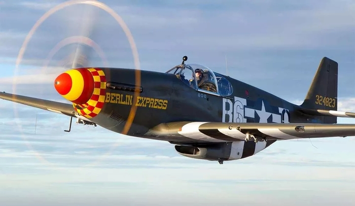 p-51 mustang