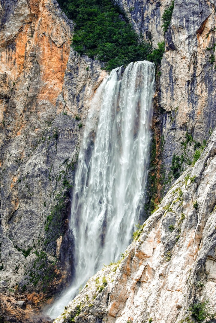 Masive Fall