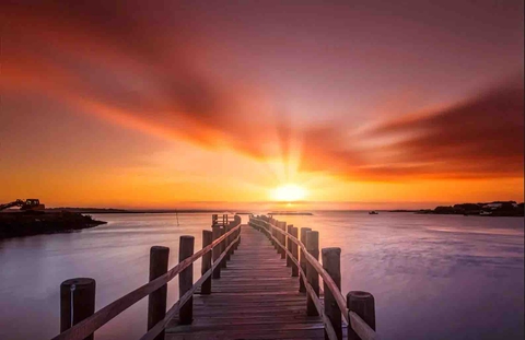 sun shines like gold