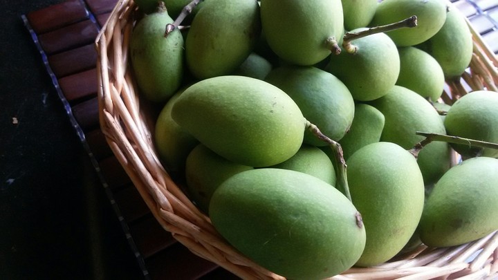 Raw Mangoes
