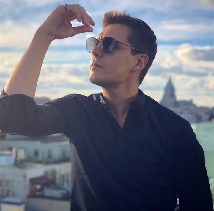 Milos Bikovic