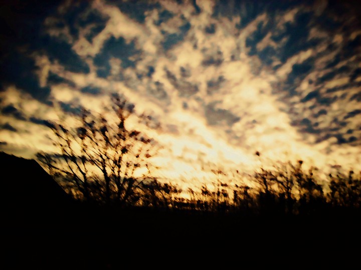 tramonto esplosione colori